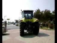 Traktorius Claas Arion 520